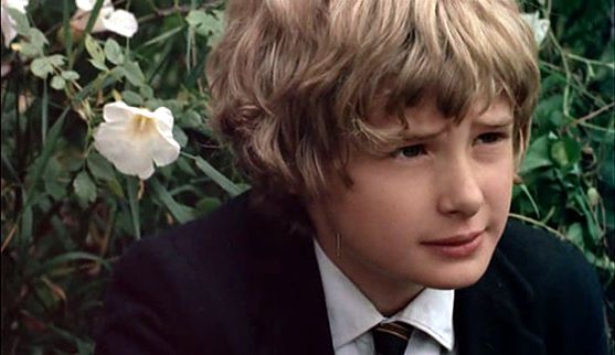 Mark Lester as <b>Daniel Latimer</b> in Melody - Mark-Lester