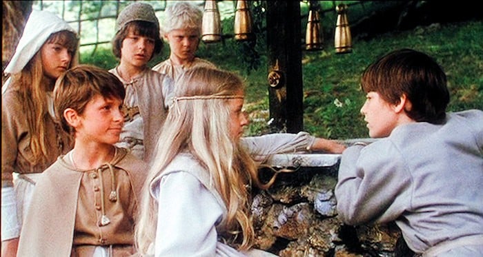 Mio ( Nick Pickard), Jum-Jum (Christian Bale) with other kids from The Land of Faraway
